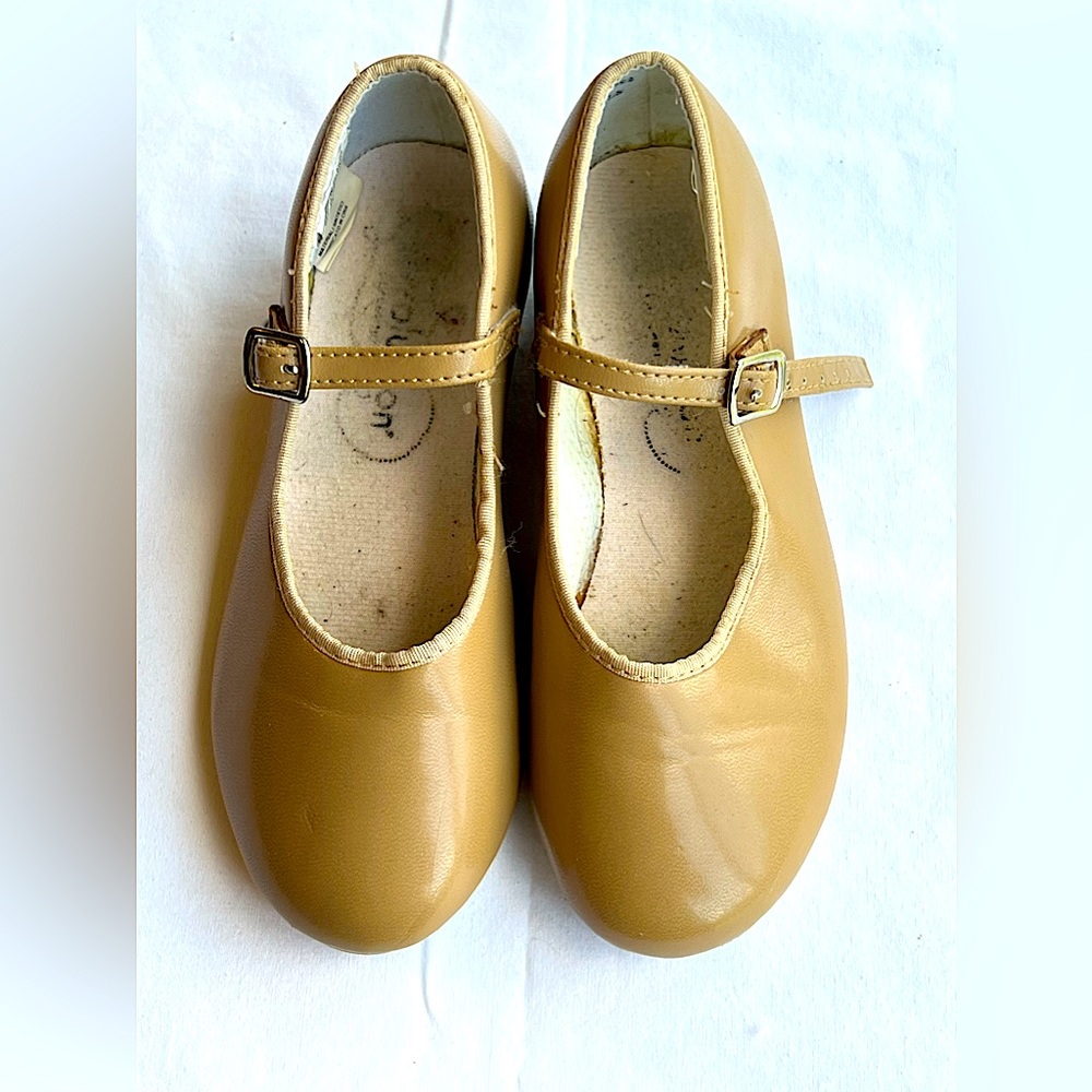 Dance revolution tap shoes size 2 youth tan